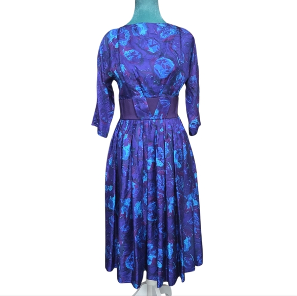 R&K Dresses & Skirts - Vintage R&K Originals Floral Blue and Purple Floral Dress